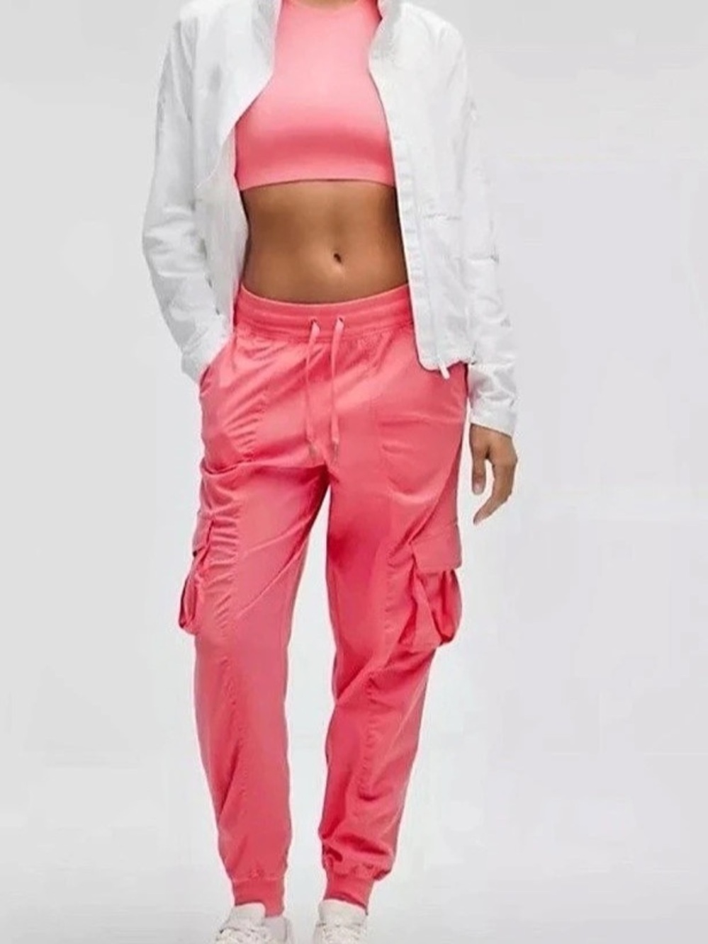 Lululemon Women Size M Pink Dance Studio Relaxed Fit Mid-Rise Cargo Jogger Pants